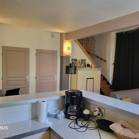 Cote Village - Le Coeur Du Village Avec Piscine Partagee Casa de Férias *